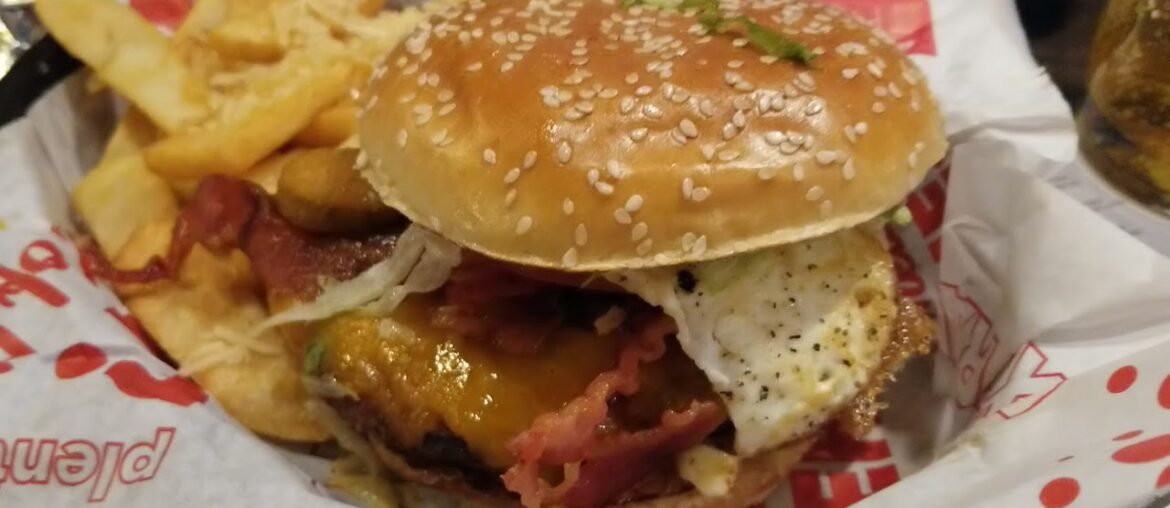 WHISKY RIVER BBQ GOURMET BURGER AT RED ROBINS ALLENTOWN PA 3/21/21