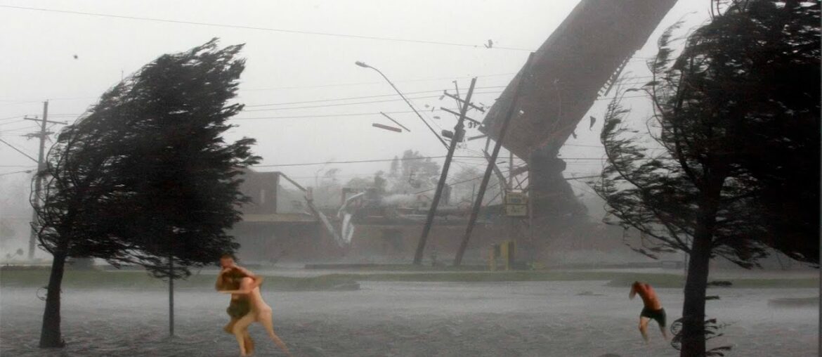 Apocalypse in France! Hurricane, hail and flood caused destruction in Reims