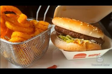 Making plain lamb/chicken burgers into gourmet style burgers