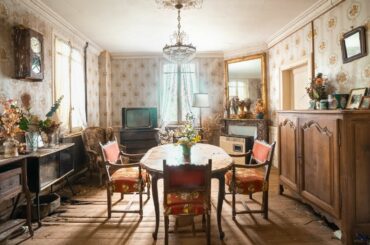 We Found A Secret Room ~ Abandoned French Manor Left For Ages!