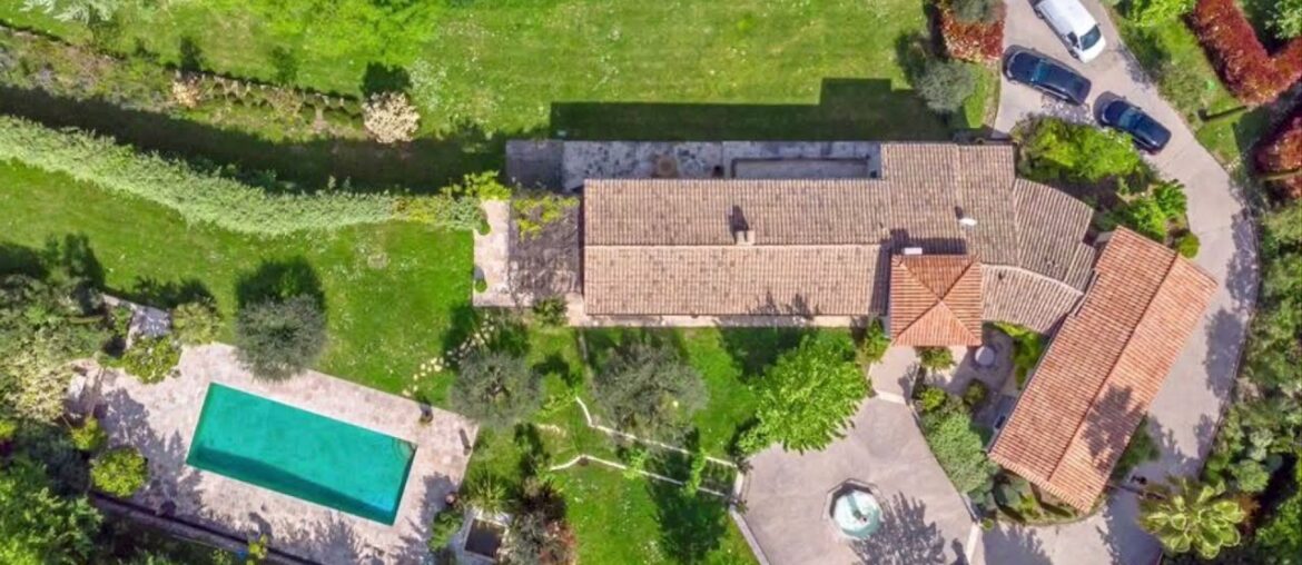 Expansive Property For Sale in Grasse France