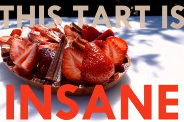 Spring/Summer French Dessert Recipe | Strawberries & rhubarb tart