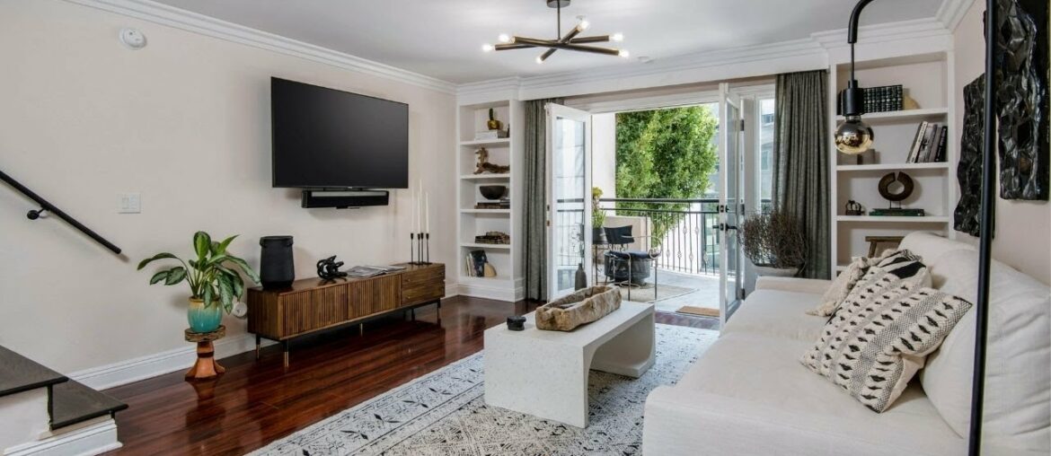 Chernov Team | 3401 Barham Blvd #2, Hollywood Hills