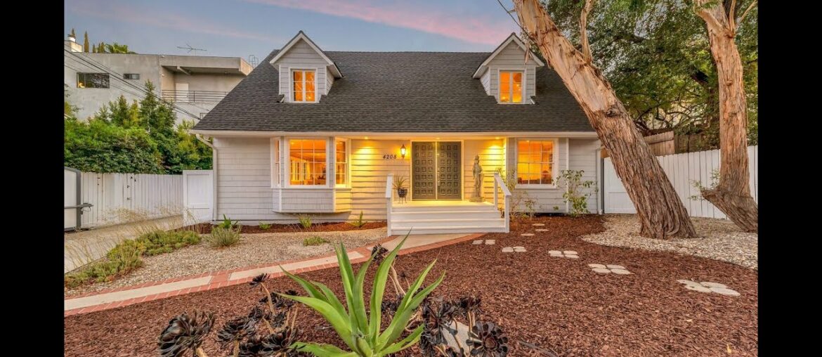 4208 Canoga Avenue l Woodland Hills – South 4208 Canoga Avenue l Woodland Hills - South