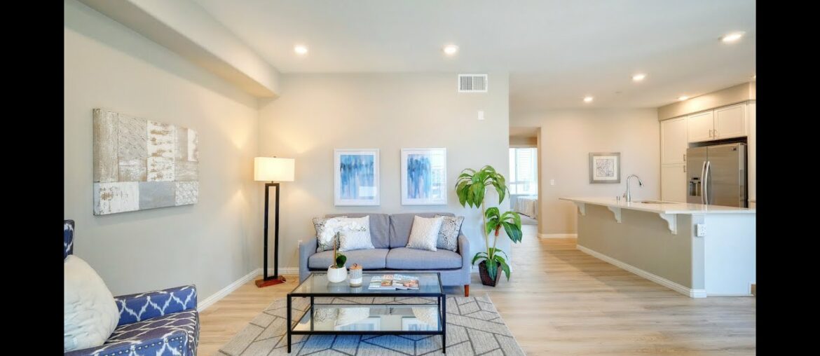 Sunlit Recent Built Modern Home Next to Park Sunlit Recent Built Modern Home Next to Park