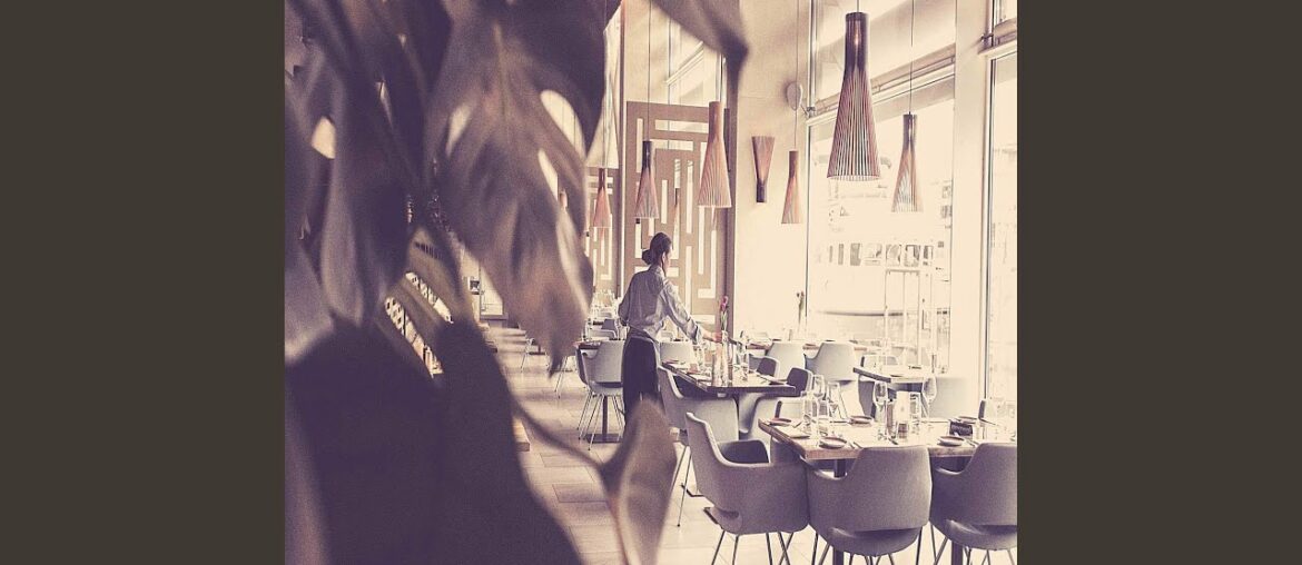 Tasteful Backdrops for French Restaurants