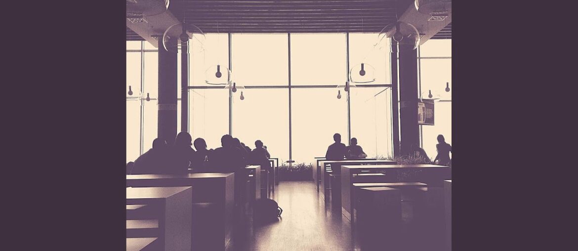 Tasteful Music for Exclusive Dining Tasteful Music for Exclusive Dining