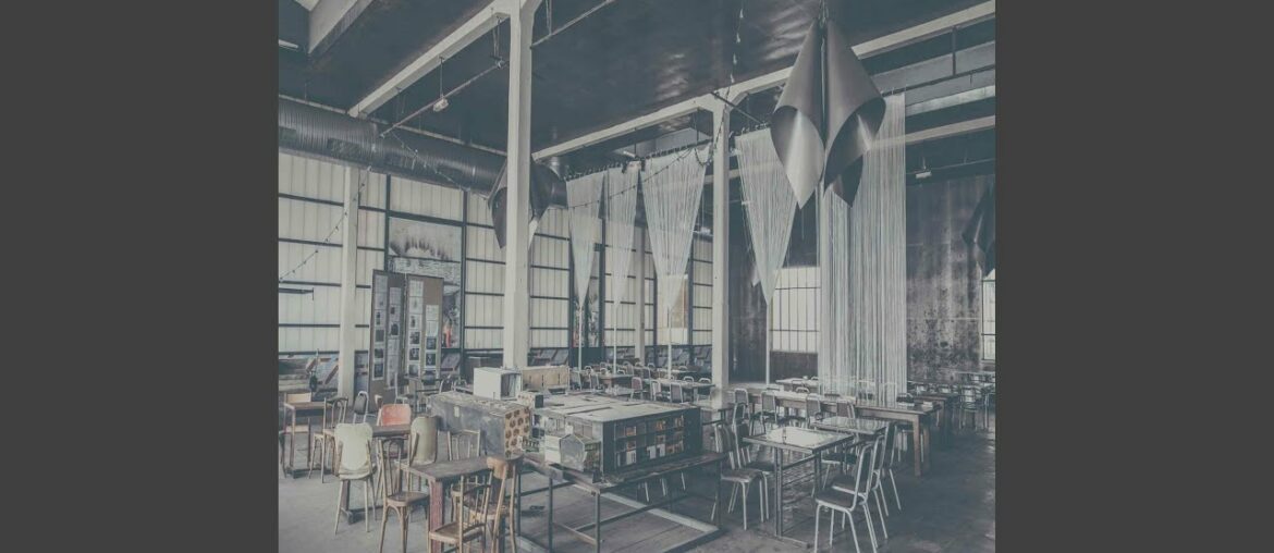 Background for Exclusive Dining