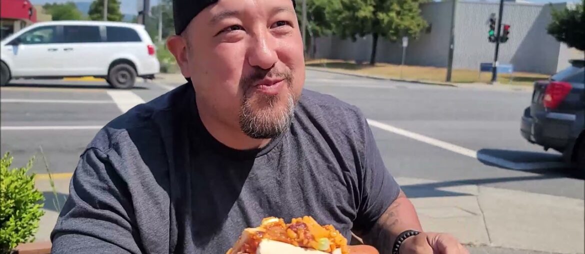 WOW! The Meat Shop Food Truck Maple Ridge! EPIC 2 FOOT LONG Cheese Dogs! HUGE 10oz Burgers! POUTINE! WOW! The Meat Shop Food Truck Maple Ridge! EPIC 2 FOOT LONG Cheese Dogs! HUGE 10oz Burgers! POUTINE!