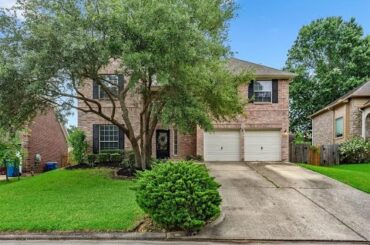 8615 Cross Country Drive for sale in Humble, TX 77346 - Residential