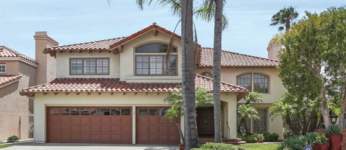 21232 Hillsdale Lane, Huntington Beach | Lily Campbell