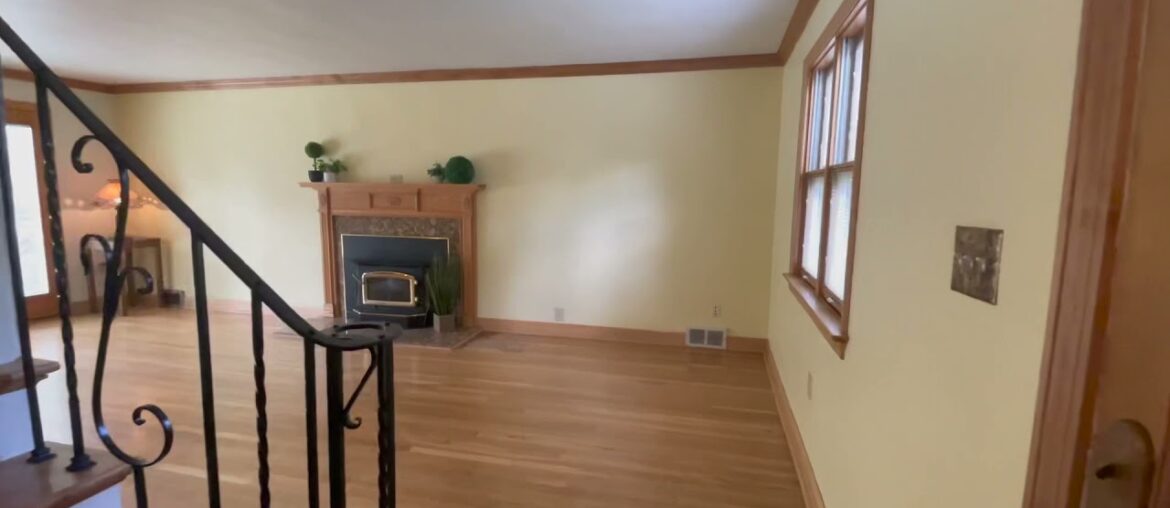 9006 Eastview Drive McCandles, PA 15101