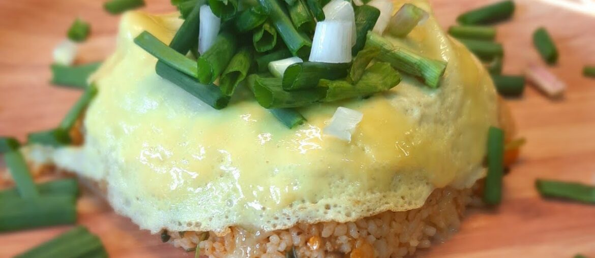 HOW TO MAKE JAPANESE OMURICE | JAPANESE OMLETTE RICE | I MADE THE DELICIOUS OMURICE IN 10 MINS| HOW TO MAKE JAPANESE OMURICE | JAPANESE OMLETTE RICE | I MADE THE DELICIOUS OMURICE IN 10 MINS|