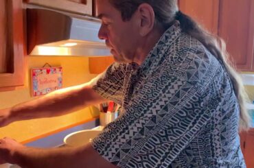 2 Cooks in the Kitchen with Matthew & Kelly Cook: French Onion Soup