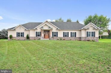 315 E Chestnut Street Jonestown, PA 17038 - Home for sale