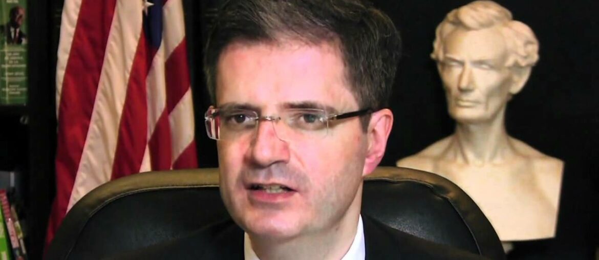 Ambassador Delattre Presents "French Food in the US.org"