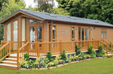 Absolutely Gorgeous Manhahgan Sophisticated and Stylish Lodge from Omar