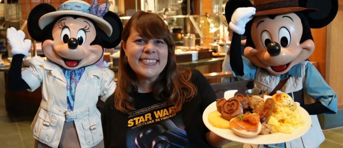 Disneyland Character Dining is BACK! But Is It Good? [Storyteller Cafe]
