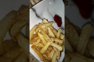 Crispy French Fries Recipe |Homemade Potato Fries #shorts #shortvideo #ytshorts #frenchfries #snacks