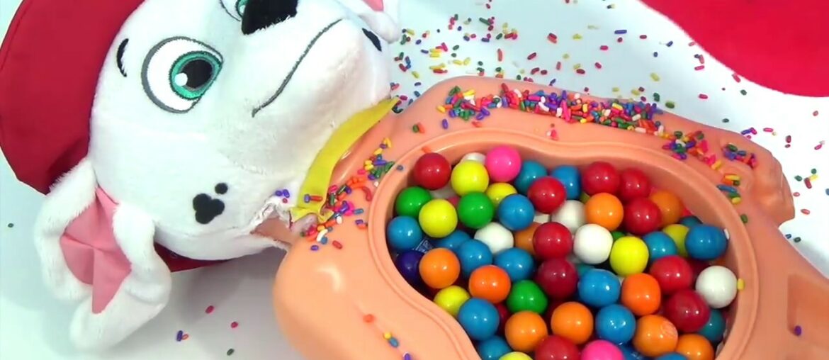 Marshall Eats McDonald's Happy Meal Imaginative Play Marshall Eats McDonald's Happy Meal Imaginative Play