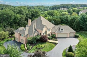 2810 Deer Leap Lane York, PA 17403 - Luxury home for sale