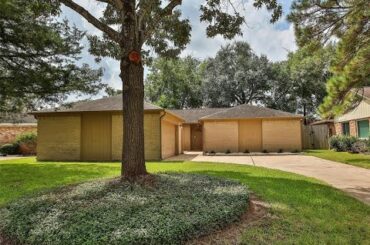 Preview of the Residential for sale at 16131 Little Cypress Lane, Cypress, TX