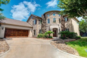 11218 French Oak Ln, Houston, TX 77082 - Presented by Katia Hadjiyska of EnCourage Realty