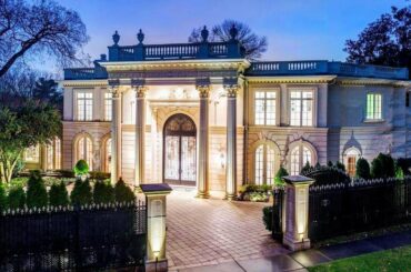 Magnificent Beaux Arts Style Stone Mansion in Washington, D.C.