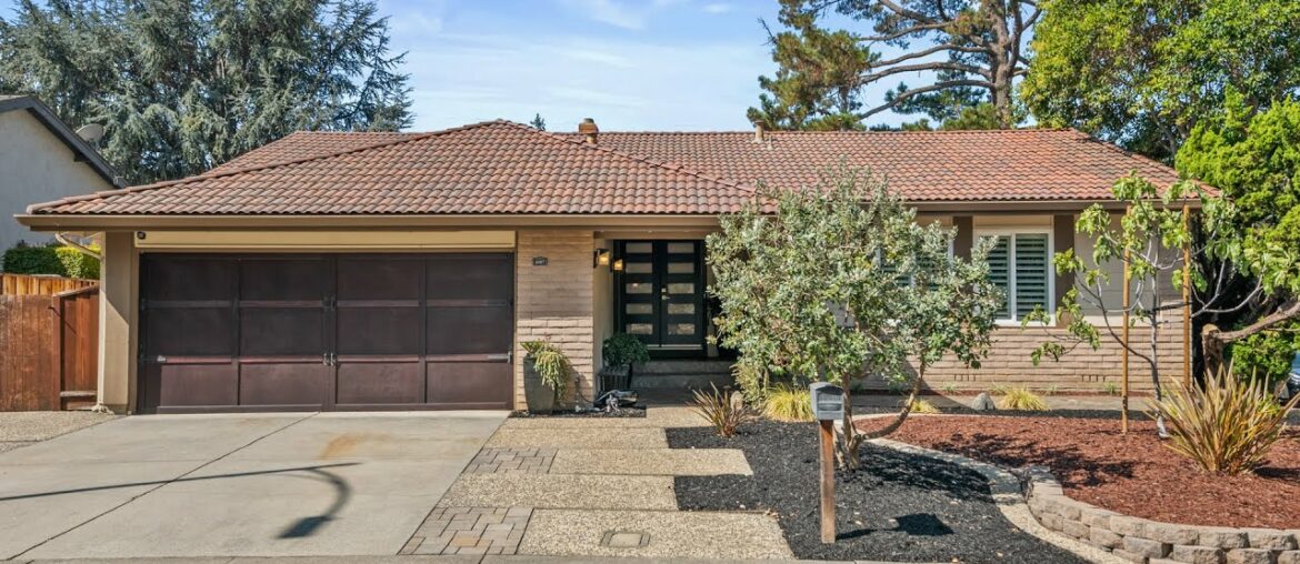 6987 Queenswood Way in desirable Almaden (4K, 60fps) 6987 Queenswood Way in desirable Almaden (4K, 60fps)