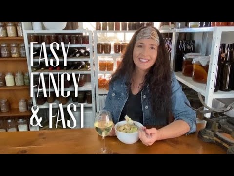 PRAWNS WITH BLUE CHEESE SAUCE – Easy, Fast and Fancy Recipe PRAWNS WITH BLUE CHEESE SAUCE - Easy, Fast and Fancy Recipe