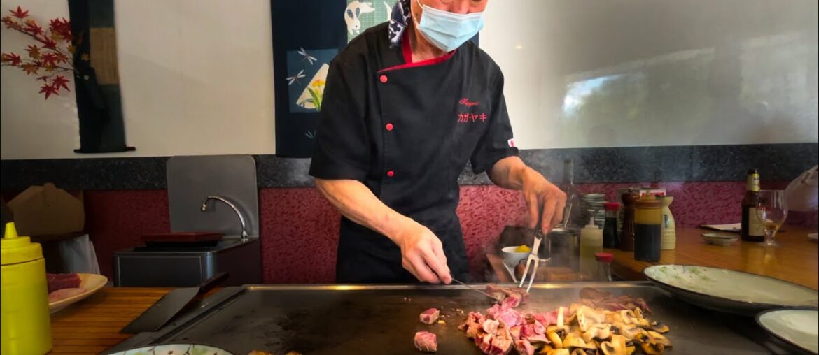 In the middle of Paris - Japanese Grandpa and his Wife operate Teppanyaki