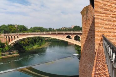 [004] Train Trip to Gaillac - France - Europe (yi 4k+ video_v2 test)