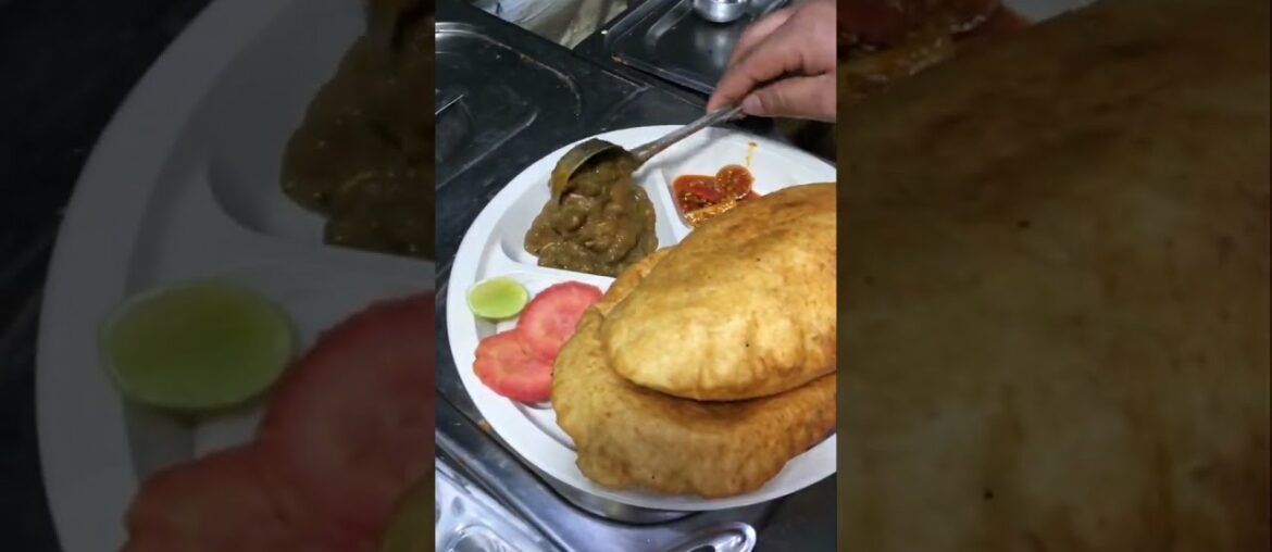 Chole bhature Marwadi sardarji Delhi street food #shortvideo Chole bhature Marwadi sardarji Delhi street food #shortvideo