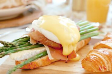 French Eggs Benedict Brunch Recipe