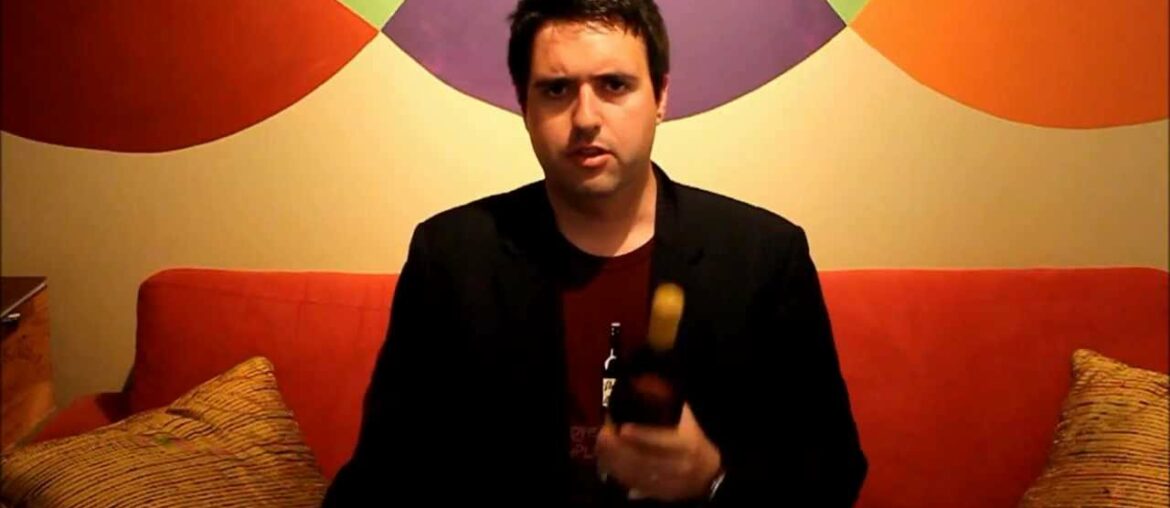 What's the Difference Between American Oak and French Oak Wine Barrels?