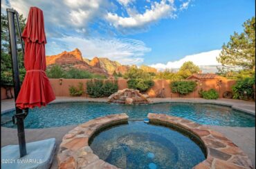 Solar Single Level Gem in Soldiers Pass With Breathtaking Red Rock Views!