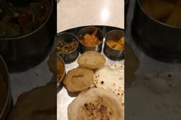 Gujarati Thali | Great Indian Thali | #GujratiThali #indiastreetfood