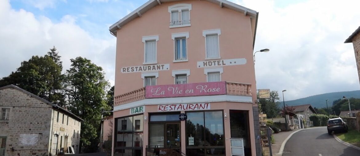 La Vie En Rose Hotel and Restaurant La Vie En Rose Hotel and Restaurant