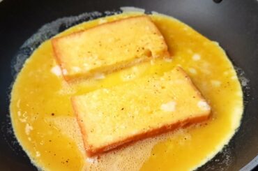 ONE PAN EGG TOAST | FRENCH TOST OMELETE RECIPE