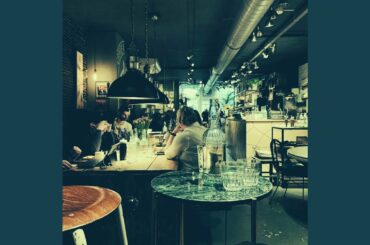 Distinguished Moods for Exclusive Dining