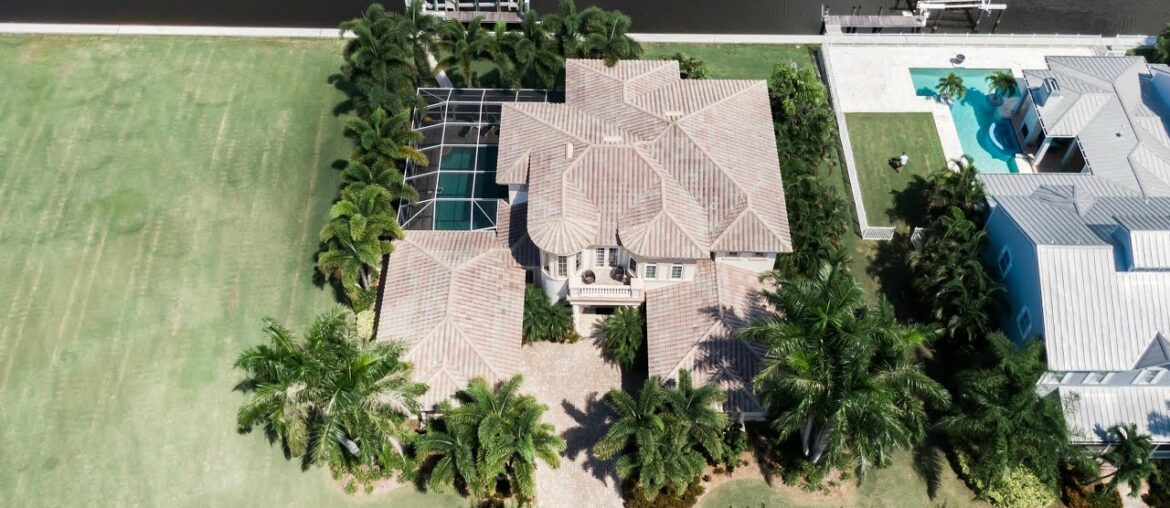 Luxurious Waterfront Home in Mirabay with Dock, 40klb Lift, Pool and Spa