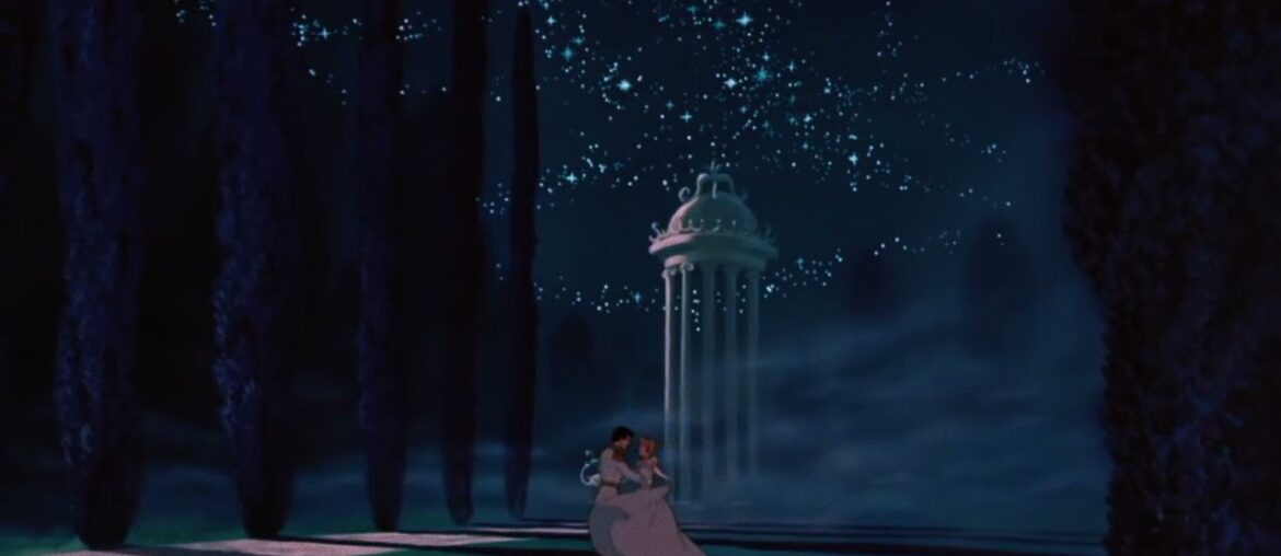 Lana Del Rey - French Restaurant