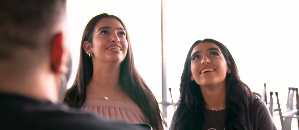 iniBurger, Gourmet Your Way iniBurger, Gourmet Your Way