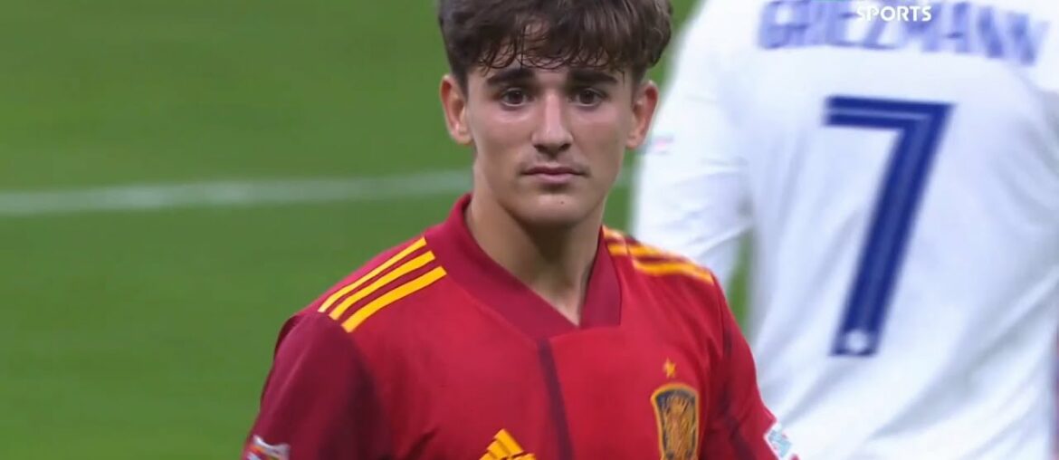 17 Years Old Gavi Vs France - (10/10/21)