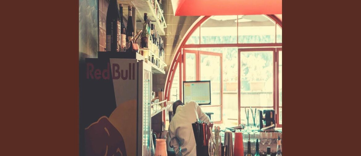 Swanky Saxophone Bossa Nova - Vibe for French Restaurants