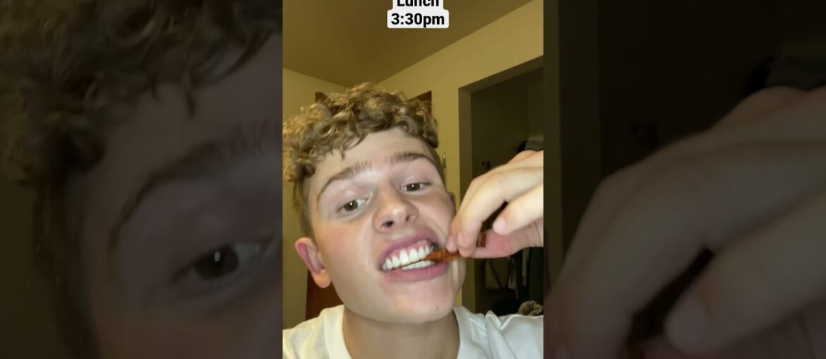 Eating gourmet burgers for the whole day! #shorts #burger