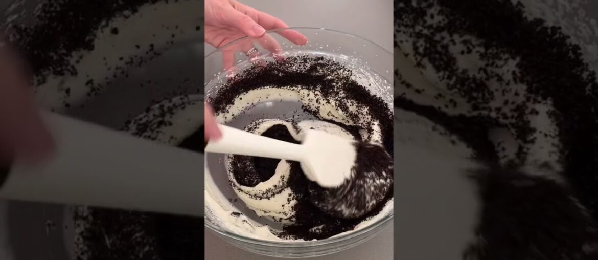Cookies & Cream Dessert |no bake dessert | cookies and cream | Oreo dessert recipe #Shorts Cookies & Cream Dessert |no bake dessert | cookies and cream | Oreo dessert recipe #Shorts