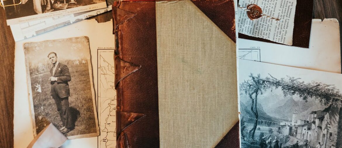 Italian Winemaker's Notebook: Piedmontese Vineyard Owner and Family Junk Journal Flip Through