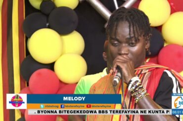 Melody asabye oluyimba lweyakuba ne Bobi Wine lufulume byabadde ayimba Nkoleki olwa Chameleon naye
