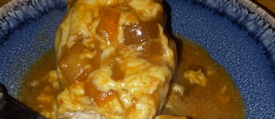 French Onion Chicken! An easy and delicious recipe using left over French Onion soup.